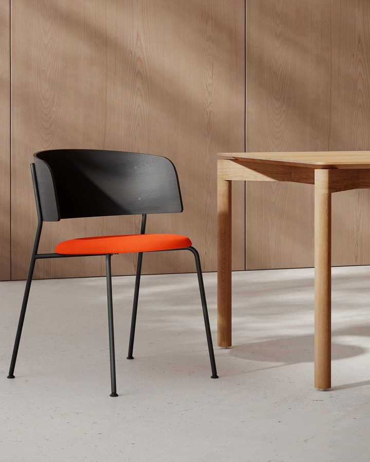 OUT Wagner Armrest Chair
