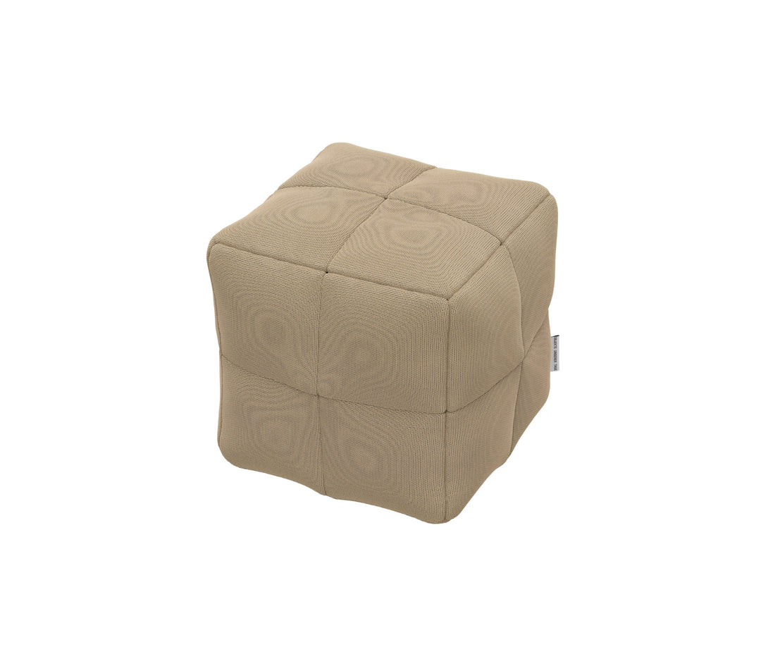 OUT Henn Cube kussen