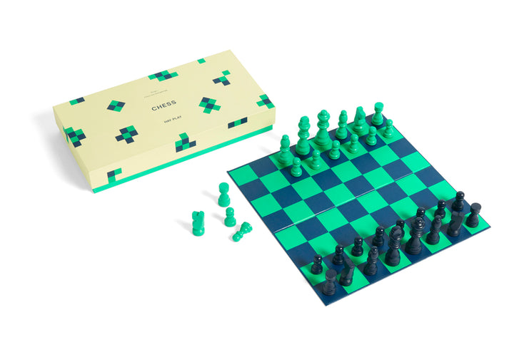 Hay Play Chess