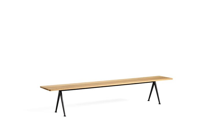 Hay Pyramid Bench 12