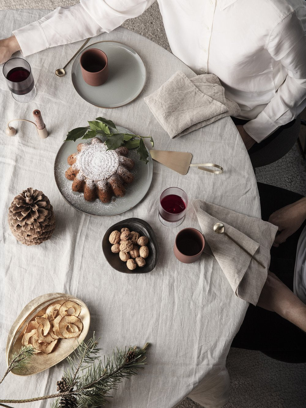 Ferm-Living-Ripple-Wine-Glasses-De-Klare-Lijn 