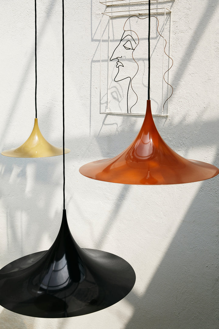 Gubi Semi Pendant Ø30